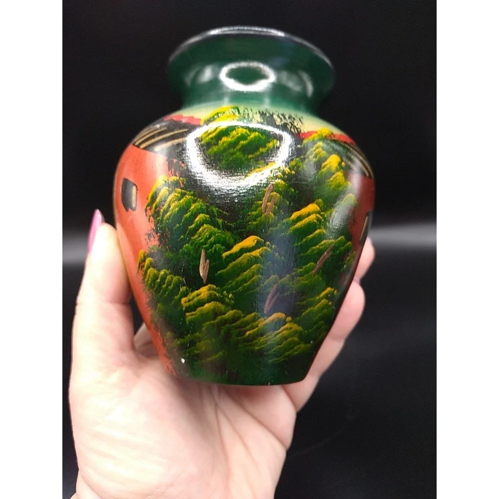 Small Pottery Vase Made In Peru Handpainted Signed Nina 4.75 in tall